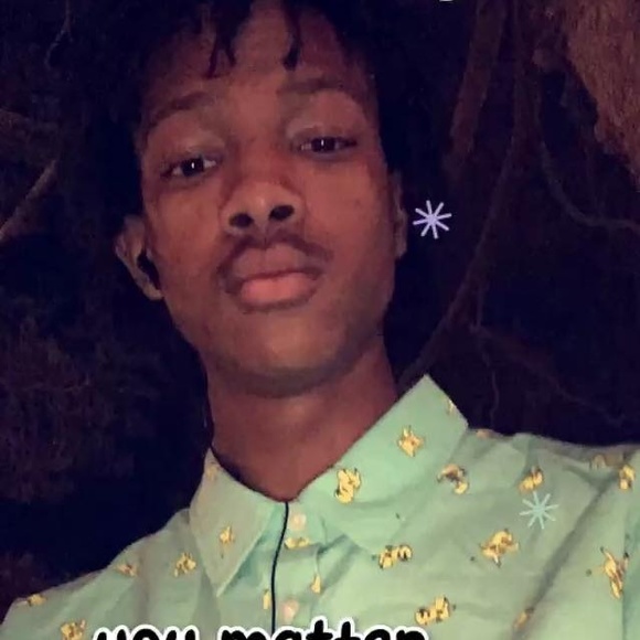 Meet your Posher, Andrew - Picture 1 of 1